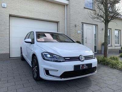 tweedehands VW e-Golf 136pk DSG Navi ACC Camera AppleCarplay Full-led Pdc BTW Dealer onderhouden