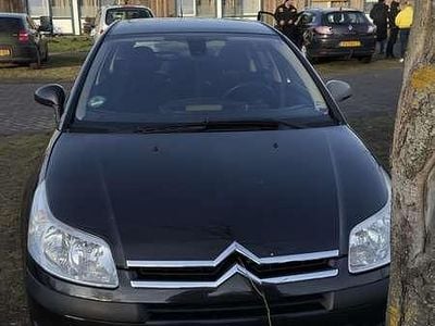 Zwart Occasion 2006 Citroën C4 Comfort Sedan | € 2.400 (Iets duurder)
