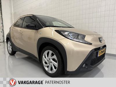 Bruin Occasion 2022 Toyota Aygo X Pulse SUV | € 16.750 (Eerlijke prijs)