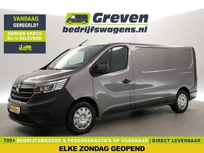 Grijs Occasion 2022 Renault Trafic MPV | € 17.750 (Goede deal)