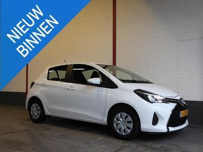 tweedehands Toyota Yaris 1.0 VVT-i Aspiration AIRCO/CAMERA/BLUETOOTH!