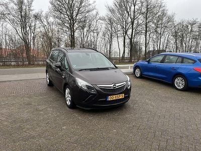 Bruin (metallic) Gebruikt 2012 Opel Zafira Tourer Edition MPV | € 8.244 (Iets duurder)