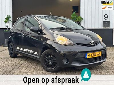 Zwart Occasion 2013 Toyota Aygo Sport Hatchback | € 4.999 (Eerlijke prijs)