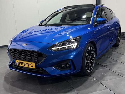 Blauw Gebruikt 2020 Ford Focus Hatchback | € 15.999 (Iets duurder)