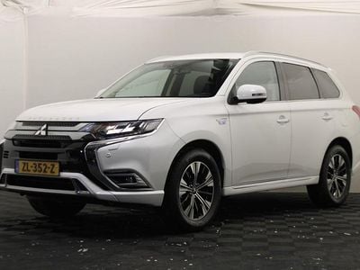 Occasion Mitsubishi Outlander P-HEV Intense 2019 Wit SUV