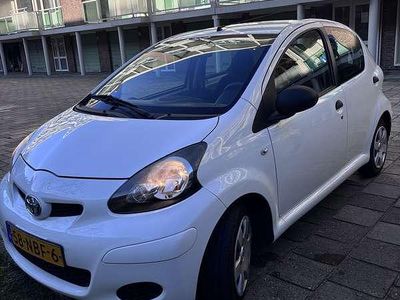 Occasion Toyota Aygo 68 PK (50 kW) 2010 Wit Hatchback