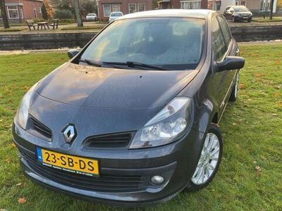 tweedehands Renault Clio 1.4-16V Team Spirit