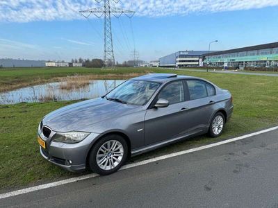 tweedehands BMW 318 318 i High Executive