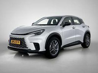 Grijs Gebruikt 2025 Lexus LBX Business Edition SUV | € 35.950 (Eerlijke prijs)