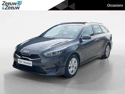 Grijs Gebruikt 2022 Kia Ceed Hatchback | € 17.445 (Eerlijke prijs)