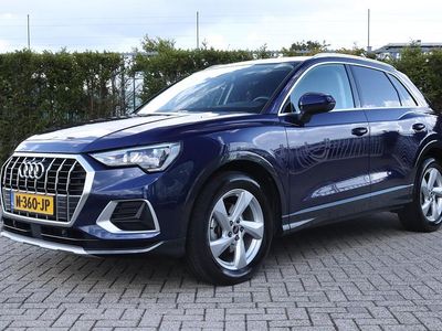 Blauw Gebruikt 2021 Audi Q3 Business SUV | € 30.895