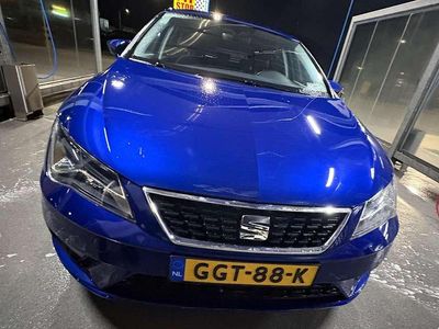 Blauw Gebruikt 2018 Seat Leon ST Stationwagen | € 15.500 (Iets duurder)