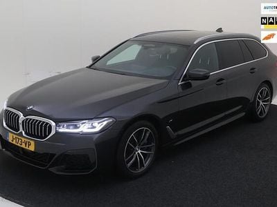 Grijs Gebruikt 2020 BMW 530 Executive Stationwagen | € 40.945 (Iets duurder)