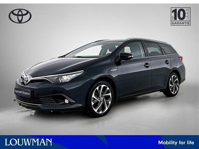 Zwart Occasion 2017 Toyota Auris Edition Stationwagen | € 19.900 (Duur)