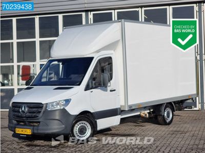 tweedehands Mercedes Sprinter 314 CDI Laadklep Zijdeur Airco Cruise MBUX Bakwagen Meubelbak Koffer Gesloten laadbak Airco Cruise control