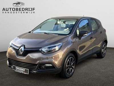 Bruin Gebruikt 2013 Renault Captur Expression SUV | € 7.550 (Eerlijke prijs)