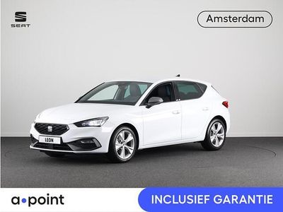 Wit Occasion 2024 Seat Leon FR Hatchback | € 23.749 (Eerlijke prijs)