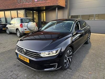 Zwart Gebruikt 2016 VW Passat GTE Sedan | € 10.995 (Goede deal)