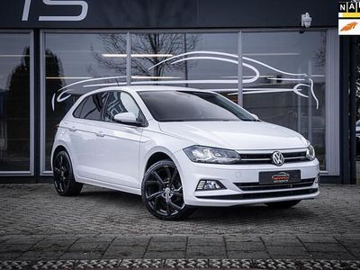 Wit Occasion 2018 VW Polo Comfortline Hatchback | € 14.250 (Eerlijke prijs)