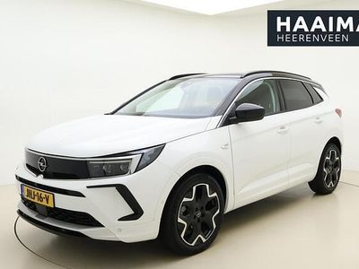 Wit Occasion 2024 Opel Grandland X Ultimate SUV | € 29.450 (Eerlijke prijs)