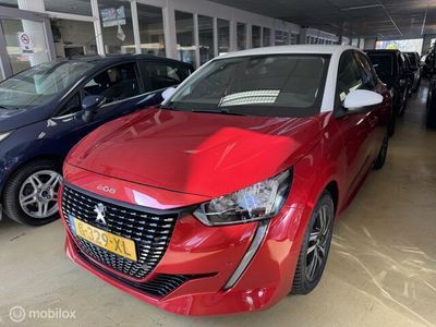 Occasion Peugeot 208 Allure 101 PK (74 kW) 2019 Rood Hatchback