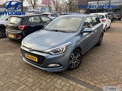 Blauw Occasion 2018 Hyundai i20 Comfort Hatchback | € 11.880 (Eerlijke prijs)