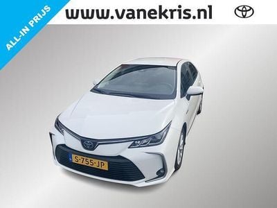 Wit Gebruikt 2022 Toyota Corolla Active Sedan | € 21.899 (Goede deal)