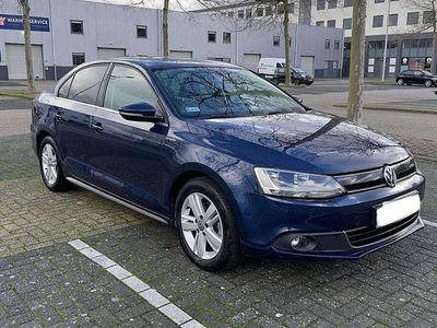 VW Jetta Hybrid