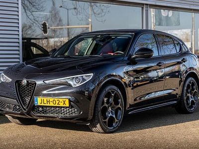 Occasion Alfa Romeo Stelvio Veloce 280 PK (205 kW) 2022 Zwart (metallic) SUV