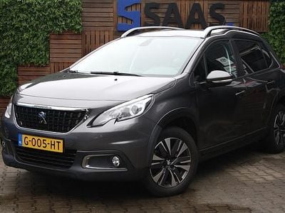 Grijs Occasion 2019 Peugeot 2008 Signature Sky SUV | € 12.900 (Goede deal)