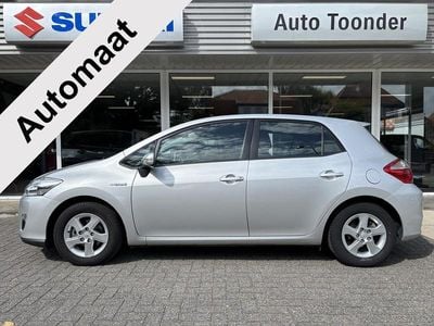 Toyota Auris Hybrid