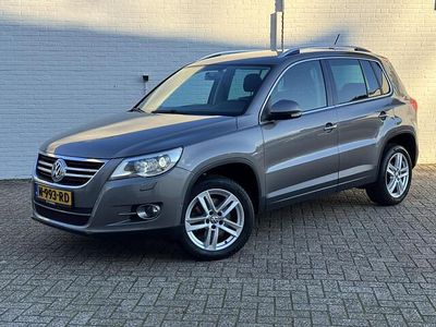 Grijs (metallic) Occasion 2009 VW Tiguan Sport SUV | € 5.900 (Eerlijke prijs)