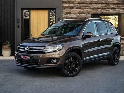Bruin (metallic) Gebruikt 2011 VW Tiguan Sportline SUV | € 9.995 (Eerlijke prijs)