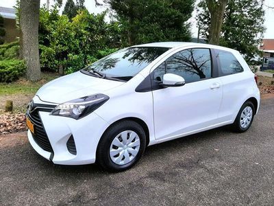 tweedehands Toyota Yaris 1.0 VVT-i Now / Airco / Radio CD / Led / 34990km!
