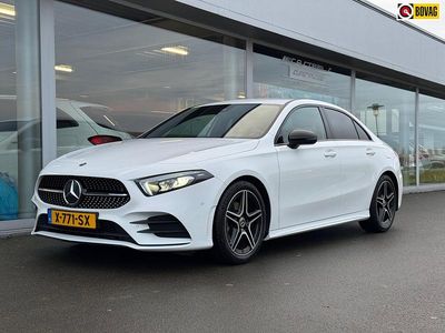 Wit Gebruikt 2022 Mercedes A200 AMG line Sedan | € 30.950 (Eerlijke prijs)