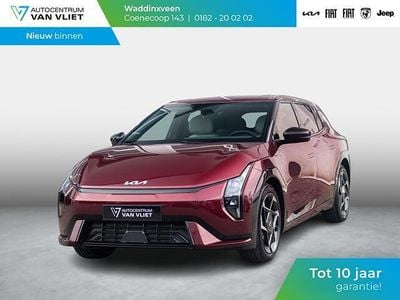 Rood Nieuw 2025 Kia EV4 GT-Line Hatchback | € 42.695 (Goede deal)