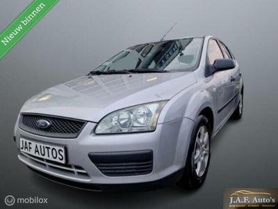 tweedehands Ford Focus 1.6 Airco Cruise Trekhaak 5drs 1st eigenaar!