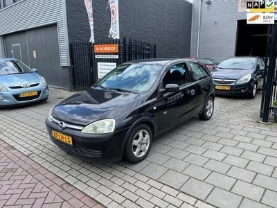 Zwart Gebruikt 2003 Opel Corsa Njoy Hatchback | € 999 (Eerlijke prijs)