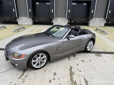 Grijs Gebruikt 2004 BMW Z4 Cabriolet | € 5.499 (Eerlijke prijs)