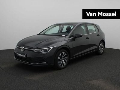 Gebruikt 2022 VW e-Golf Style Hatchback | € 23.900 (Goede deal)