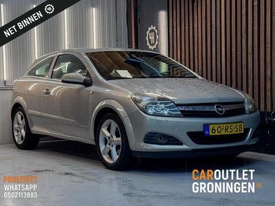 Grijs Gebruikt 2005 Opel Astra GTC Sport Hatchback | € 1.490 (Eerlijke prijs)