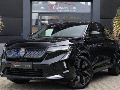 Zwart (metallic) Nieuw 2025 Renault Rafale Esprit Alpine SUV | € 48.950 (Goede deal)