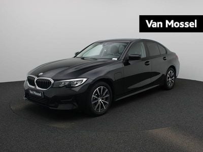 BMW 330e
