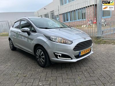 tweedehands Ford Fiesta 1.6 TDCi Lease Style Navigatie, Airco, Elektrische ramen, Radio cd speler