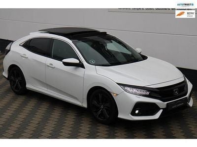 Wit (metallic) Gebruikt 2018 Honda Civic Hatchback | € 19.995 (Iets duurder)