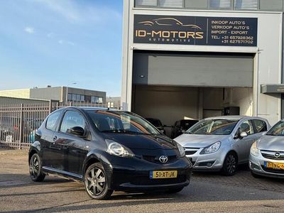 Zwart Gebruikt 2007 Toyota Aygo Sport Hatchback | € 1.750 (Eerlijke prijs)