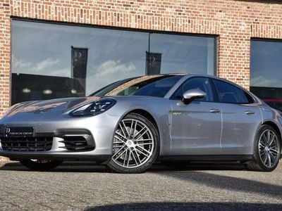 Zilver Gebruikt 2017 Porsche Panamera Turbo Sedan | € 65.650