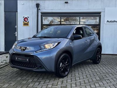 Grijs Gebruikt 2025 Toyota Aygo X Play SUV | € 17.999 (Goede deal)