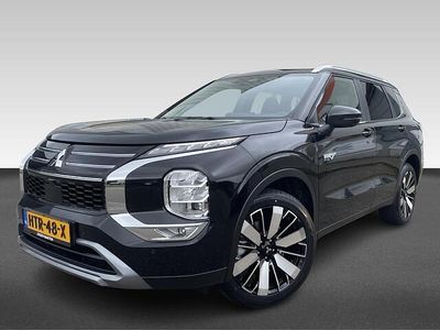 Zwart Gebruikt 2025 Mitsubishi Outlander Edition SUV | € 49.930