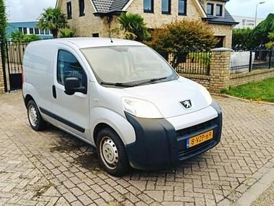 Grijs Gebruikt 2012 Peugeot Bipper MPV | € 3.500 (Eerlijke prijs)
